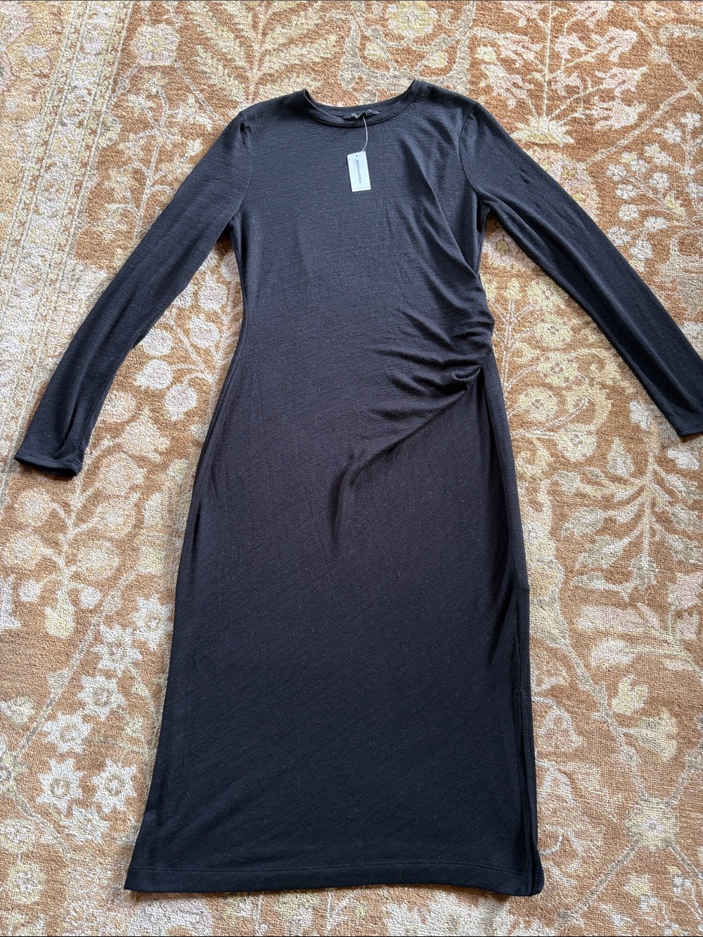Banana Republic Black Long-Sleeve Ruched Midi Dress